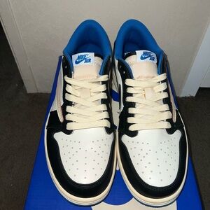 Travis Scott x Air Jordan 1 Low